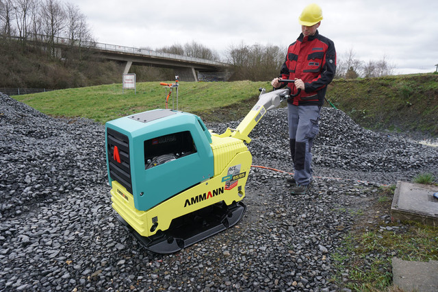 Ammann-Aph6585-Boehrer-Baumaschinen-02